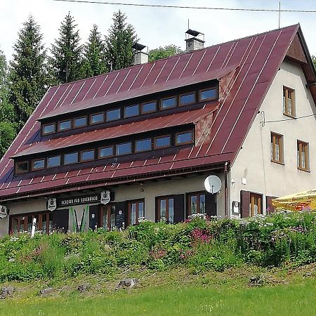 Penzion Pod Severakem Lučany nad Nisou Exteriör bild