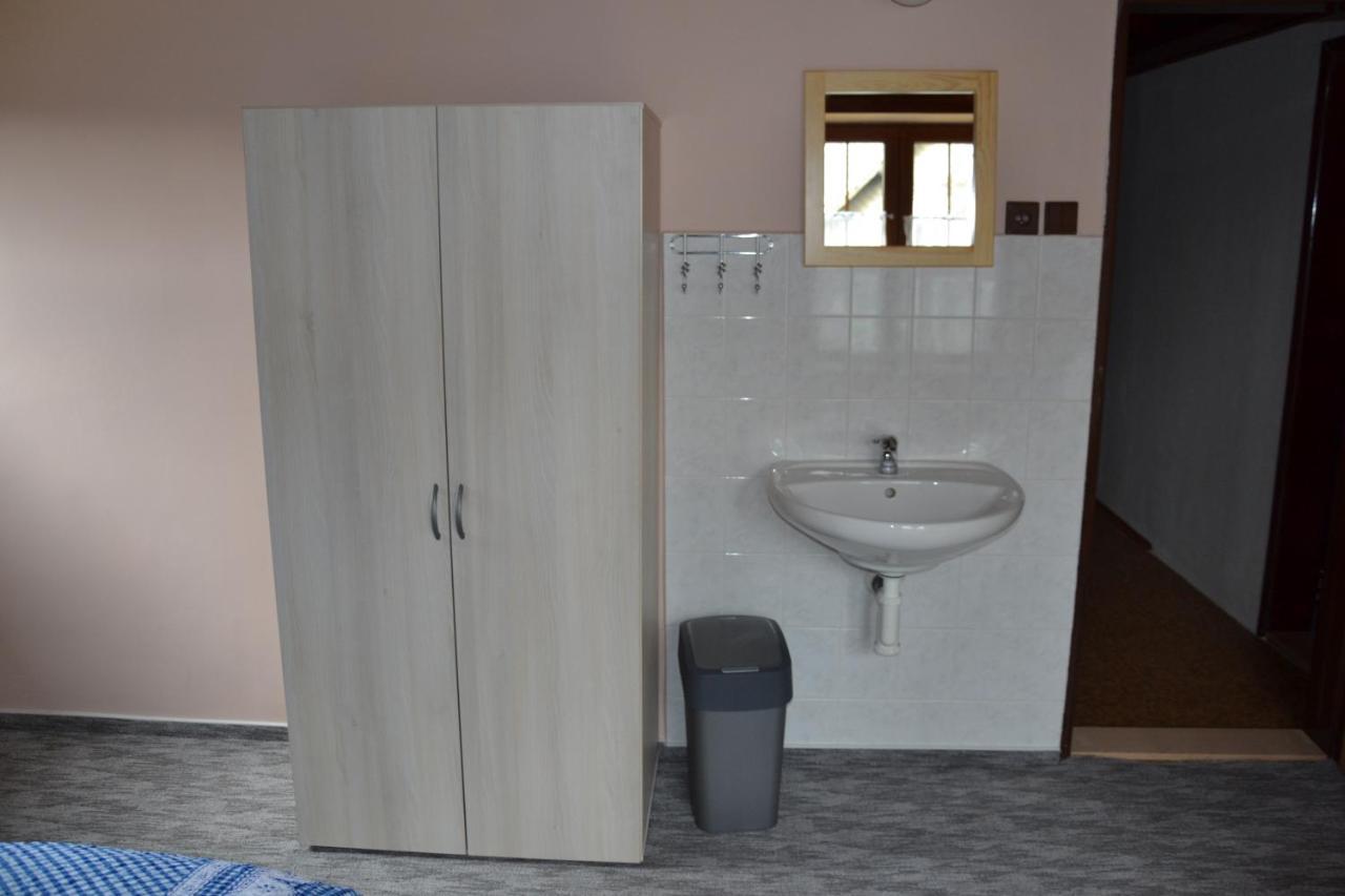 Penzion Pod Severakem Lučany nad Nisou Exteriör bild